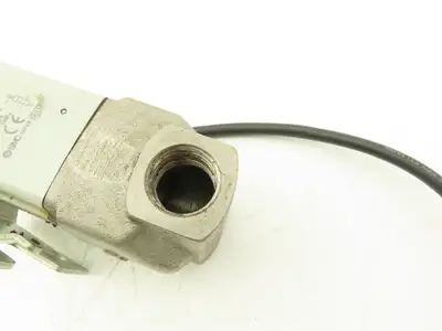 SMC SGC221B-1015Y-5DZ-B1-X2 Coolant Valve 3/8" NPT