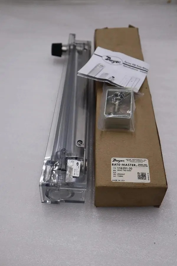NEW DWYER RMC-142-SSV RATE-MASTER RMC 0.2-2.2 GPM FLOW METER STOCK H1182