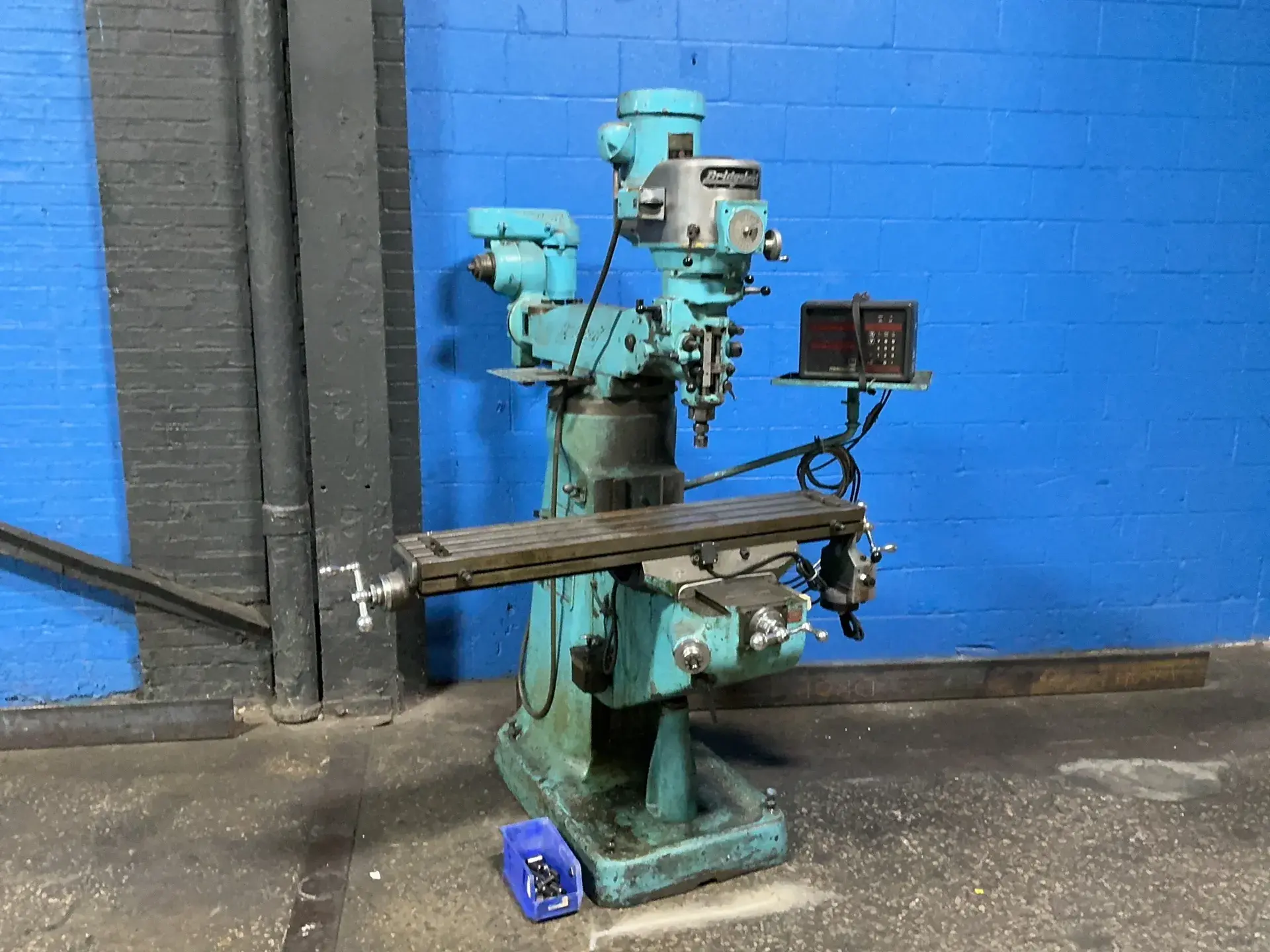 Used BRIDGEPORT _UNKNOWN_ Vertical Mills Ohio US | HGR 24 #1505776