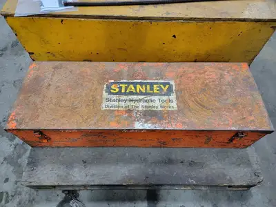 USED STANLEY VO25