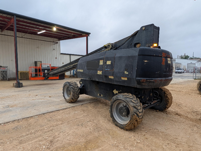 USED 2015 JLG 800S