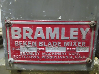 1.5 gallon Bramley Double Arm Beken Blade Lab Mixer, Stainless Steel, Jacketed Chamber