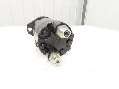 Landoll TE0195AR130AAAA Hydraulic Motor Removed From LSC30 Stand On Forklift