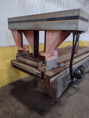 20" X 25" HEM MODEL #V150A-SMART AUTOMATIC MITERING VERTICAL BAND SAW: STOCK #18167