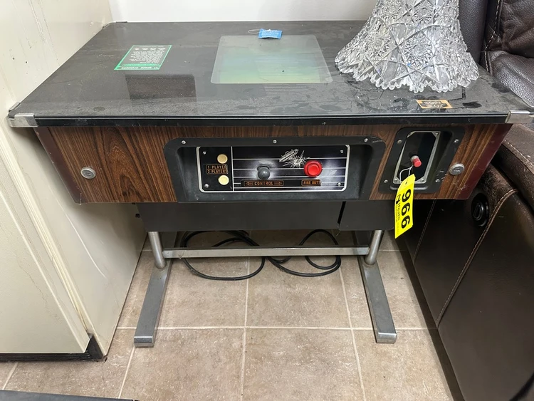Used _UNKNOWN_ SPACE INVADERS GAME TABLE Arcade/Entertainment Illinois US | Heath Industrial Auction Services #1381239