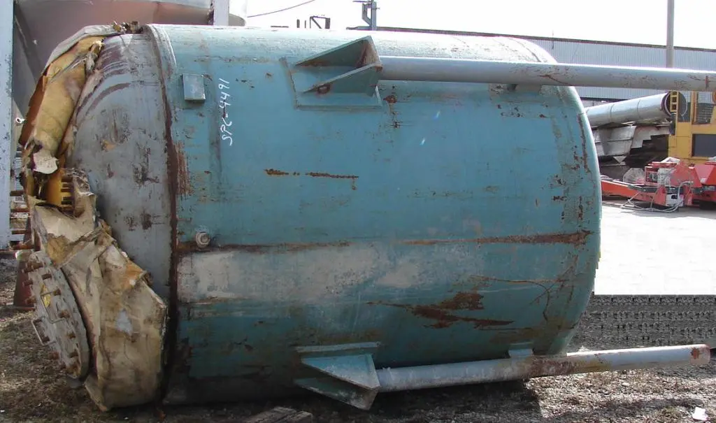 SPC4491  Tank 1,720 gallon vertical tank, Stainless Steel, dome