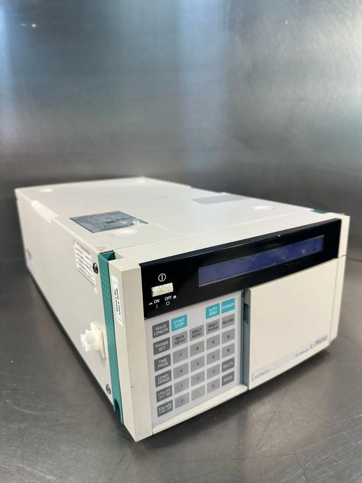Hitachi Transgenomic L-7400 UV Detector (10.5.1)