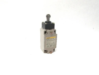 USED OMRON D4B-2171N