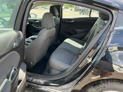 USED 2017 CHEVROLET CRUZE