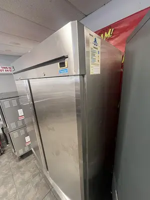 Used ASCEND ABM-48F Freezers Florida US | BAM Discount Restaurant Equipment #1357885