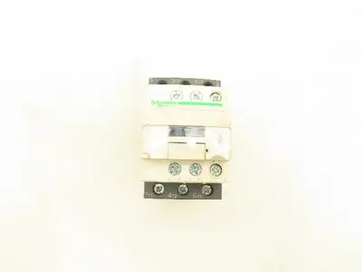 Schneider LC1D126M7 Contactor AC Switching 220V 13A