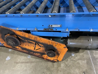 Buschman 606 Roller Conveyer set Width: 22", Length: 40', w/ mot