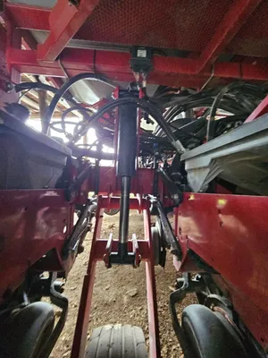 CASE IH 1250 Planters | Iron Listing (34)