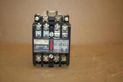 USED ALLEN BRADLEY 700-N200A1 SER B