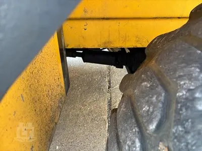 USED 2018 LOAD LIFTER 2412-8D