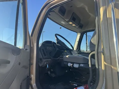 Used 2023 FREIGHTLINER BUSINESS CLASS REFRIGERATED Reefer Trucks Minnesota US | Carco Truck & Equipment #1514158