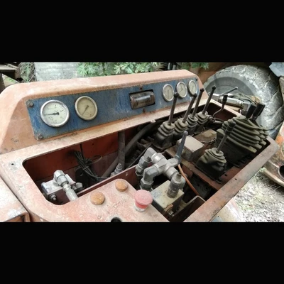 USED 2003 TAMROCK ROBOLT 05