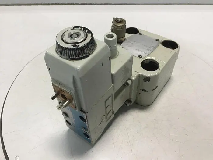 Used VICKERS CG5060AFMUH7110 Valves/Fittings Michigan US | Ideal Machinery #697670