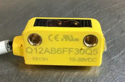 BANNER ENGINEERING Q12AB6FF30Q5 10-30VDC 1512H BEAM SENSOR 5E-3/6