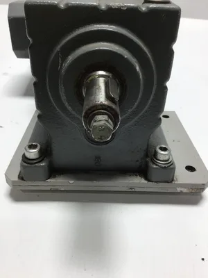 Lenze GST04-2M VBR 071C42 Helical Gear Motor