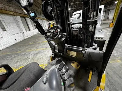 Used YALE GLC155 Liquid Propane Forklifts Pennsylvania US | Global Equipment International, LLC #1174951