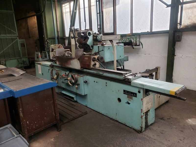 TOS Universal Cylindrical Grinder