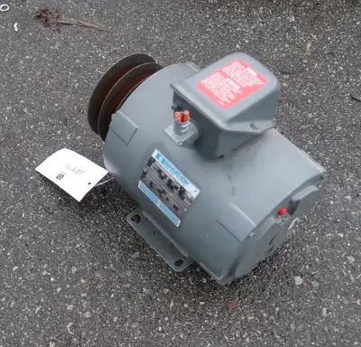 NEW MARATHON ELECTRIC UPL182TTDR8239AB