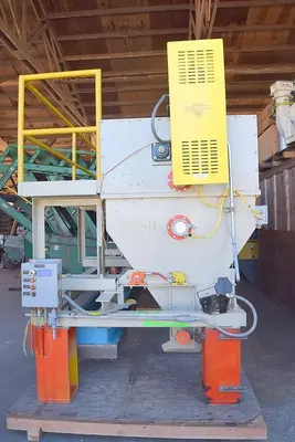 Horizontal Metering Surge Bins