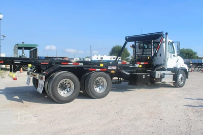New | in-Stock 2027 FREIGHTLINER 114SD PLUS Rolloff Trucks Texas US | Roll Off Truck World #1507657