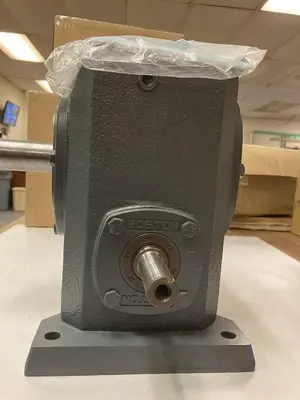 New | in-Stock BOSTON GEAR 732A-40E-J Speed Reducers | Surplus Asset Holdings #1204302