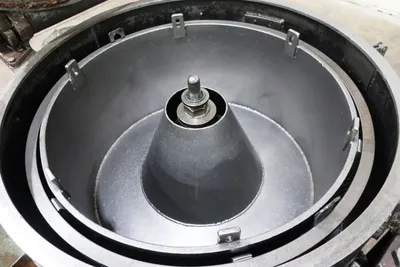 (2) Tolhurst 40" Center-Slung chip wringers.