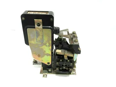 NEW GENERAL ELECTRIC DS303A CONTACTOR 600V 150A DS303A5A01HXA002 230/250V COIL