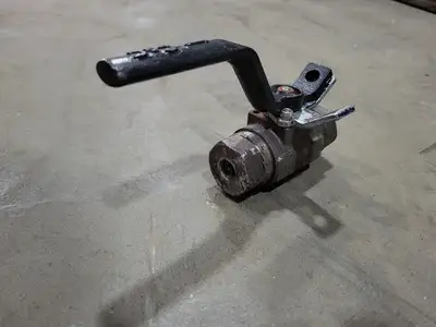USED C&C INDUSTRIES LF2-316-D