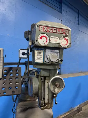 Used EXCELLO 602 Vertical Mills Ohio US | HGR 24 #1005903