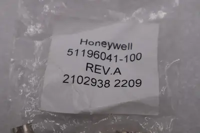 Honeywell 51196041-100 LCN T Connector Set REV A  STOCK H1602A