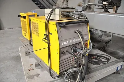 USED ESAB WELDING CRANE MKR 300
