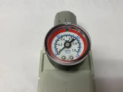 USED SMC MODULAR FILTER REGULATOR W/ GAUGE 7-125PSI SET PRESS