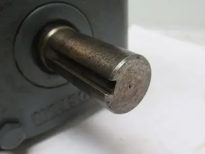 Boston Gear 34K29-872 10:1 Ratio 1/2HP 3PH 208-230/460V Gearmotor