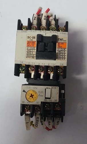 Fuji Electric SC-05 Contactor 10HP W/ TR-0N Overload Relay Cover 600V AC Max