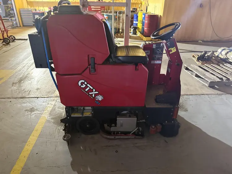 Used 2023 FACTORY CAT GTX Scrubbers Michigan US | RAB Industries, Inc. #334640