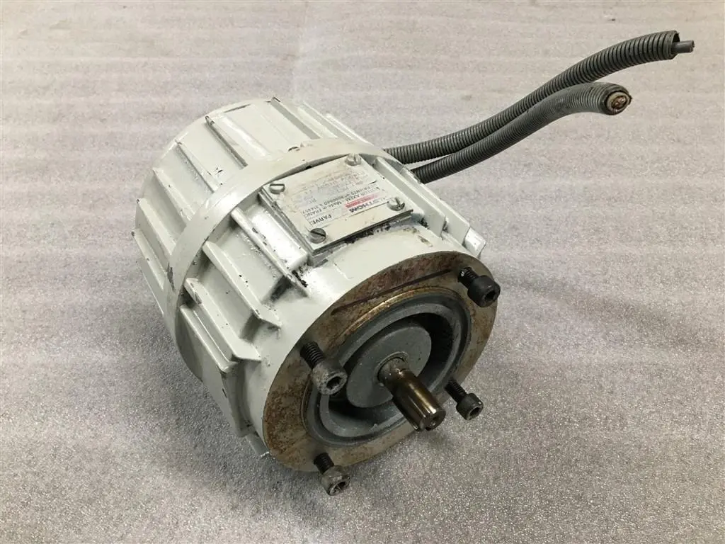 USED PARVEX MOTEUR AXEM MC 13 S