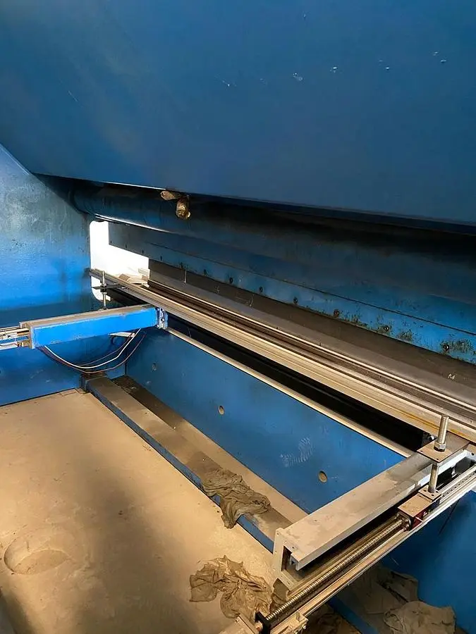 Used 2015 TOMÁŠEK HOL-250/4000 Press Brakes CZ | Amaron s.r.o. #1130264