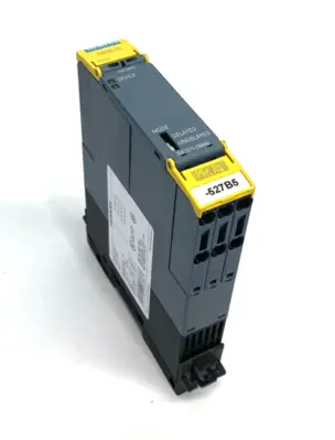 USED SIEMENS SAFETY RELAY, SPRING TYPE W/ 3ZY1212-2DA00