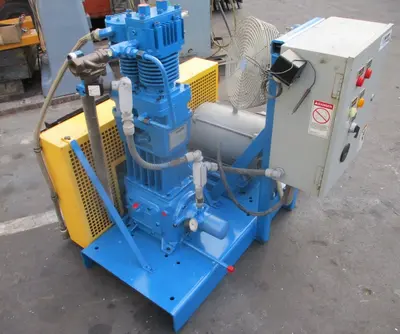 USED Hycomp 2AN10C-B21-ALMV9-20/15D