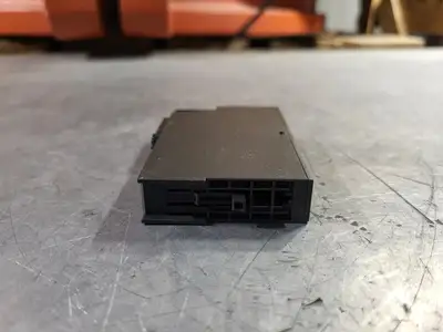 NEW SIEMENS 6ES7138-4CA01-0AA0