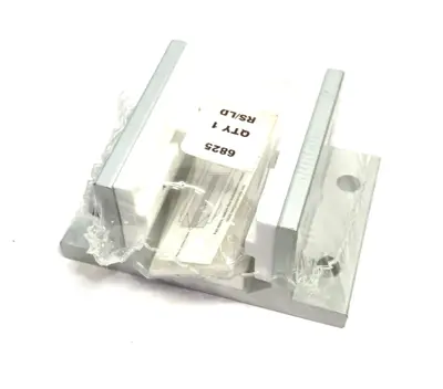 NEW 80/20 DOUBLE-FLANGE SHORT STANDARD LINEAR BEARING 3-SLOT, 15 SERIES