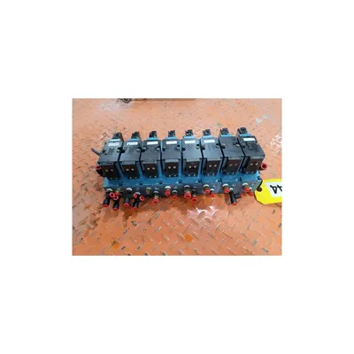 USED MAC SOLENOID VALVE MANIFOLDS (ONE LOT)