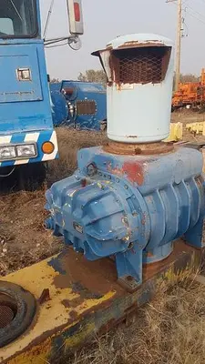 USED ROOTS SIZE 10X24 ROTARY POSITIVE VACUUM PUMP / BLOWER
