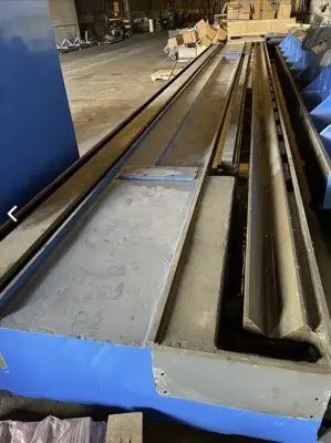 CINCINNATI 36" x 192" Roll Grinder Roll Grinders | Machine Tool Emporium (13)