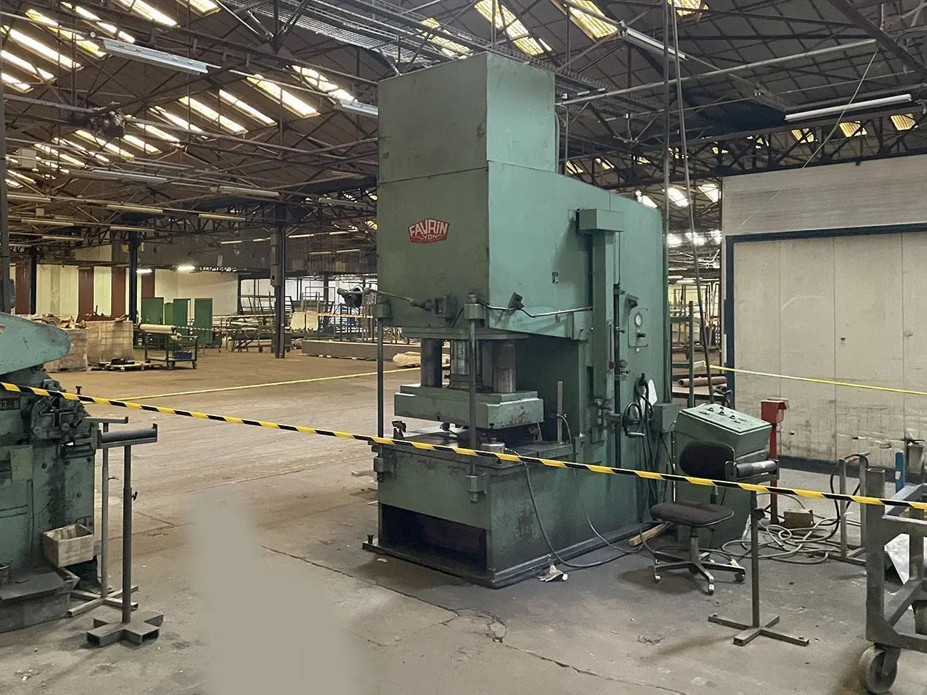 USED FAVRIN PVBM 250 TON
